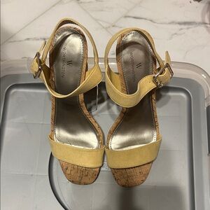 Worthington Yellow Ankle Strap 4” Heels- Size 7.5.